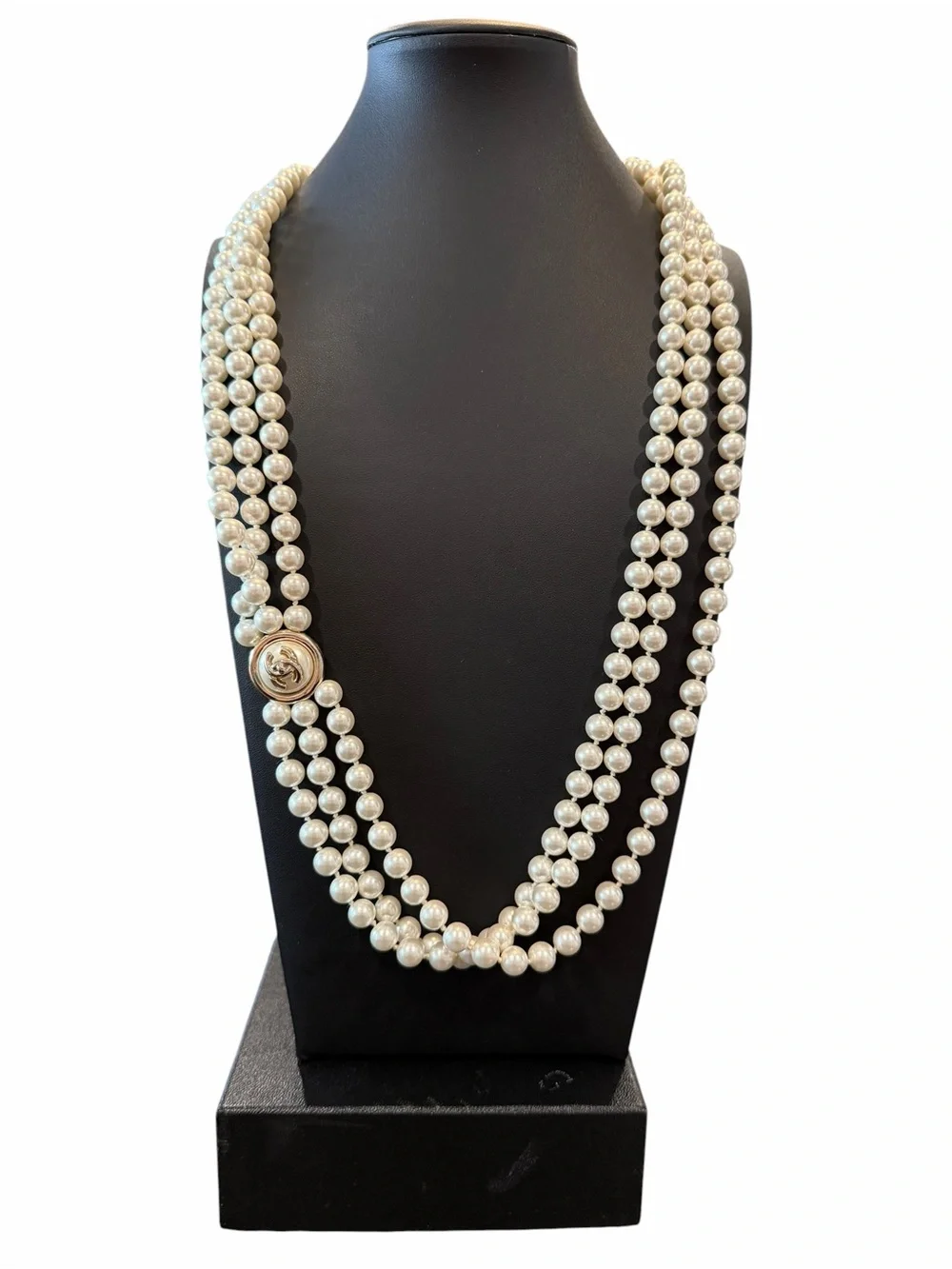 CHANEL Ivory Triple-Strand Faux Pearl Necklace with Signature Medallion